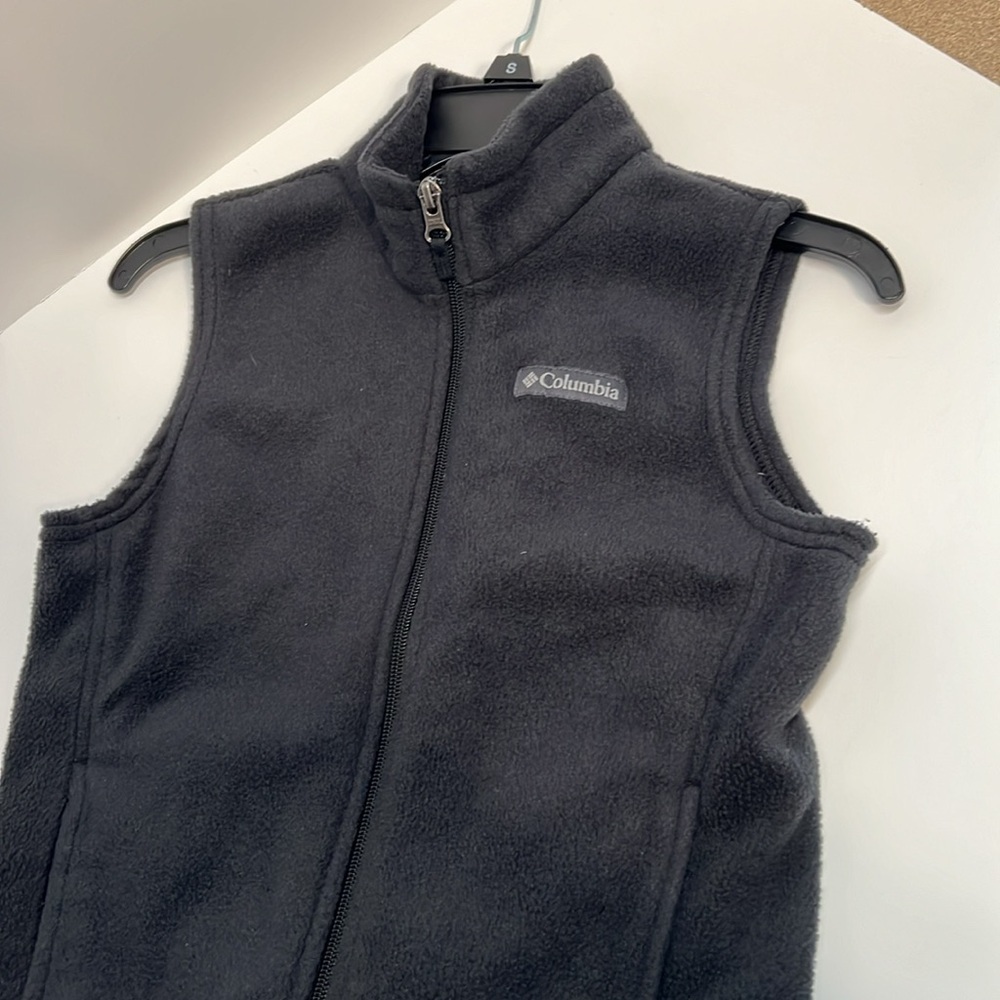 COLUMBIA Kid’s Black Fleece Full Zip Vest Size XS 6/7 - Picture 4 of 10